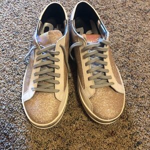 NWOT P448 sneakers